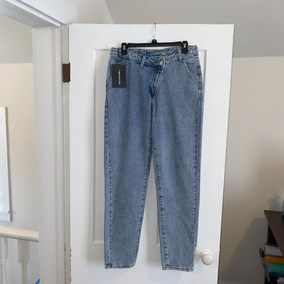 Pretty Little Thing Mom Jeans - Picture 1 of 7